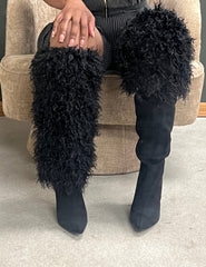 Fluffy suede heel boots