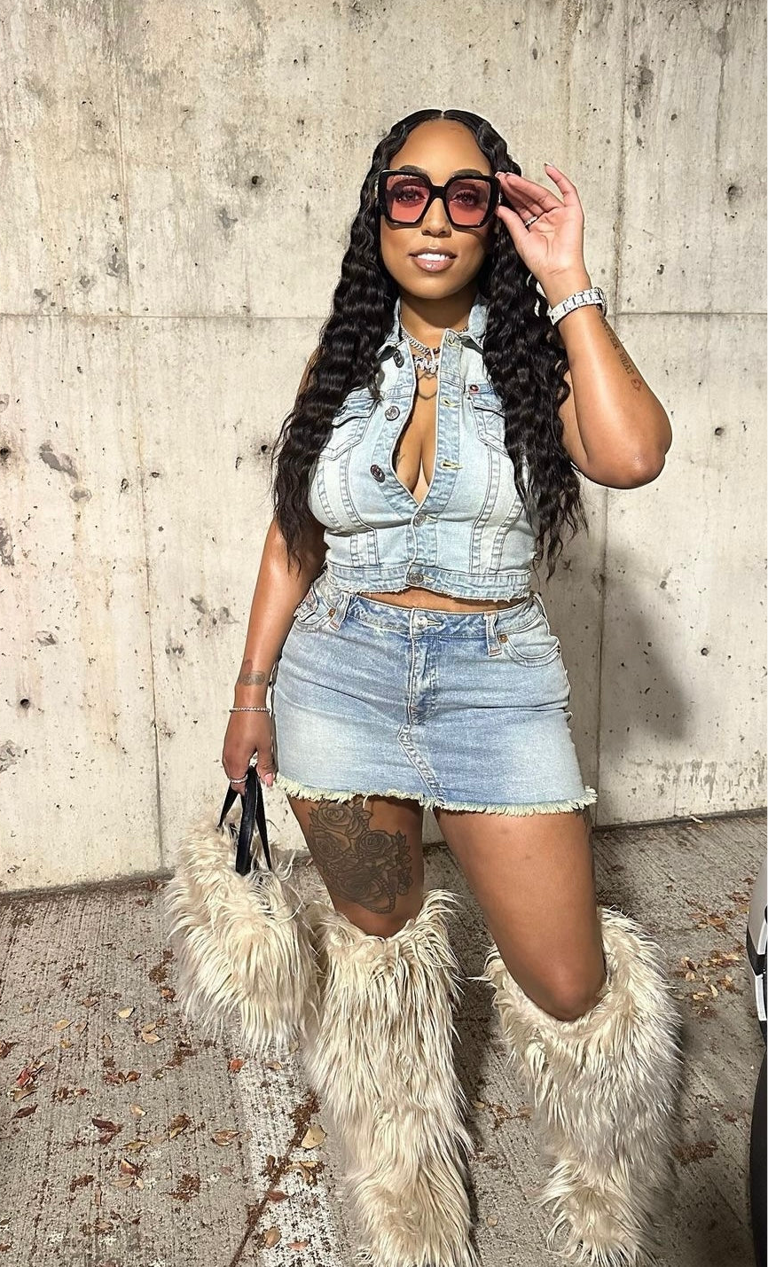 Tan Baddie Knee-High Fur Boots & Bag