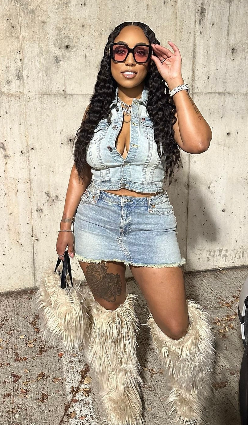 Tan Baddie Knee-High Fur Boots & Bag